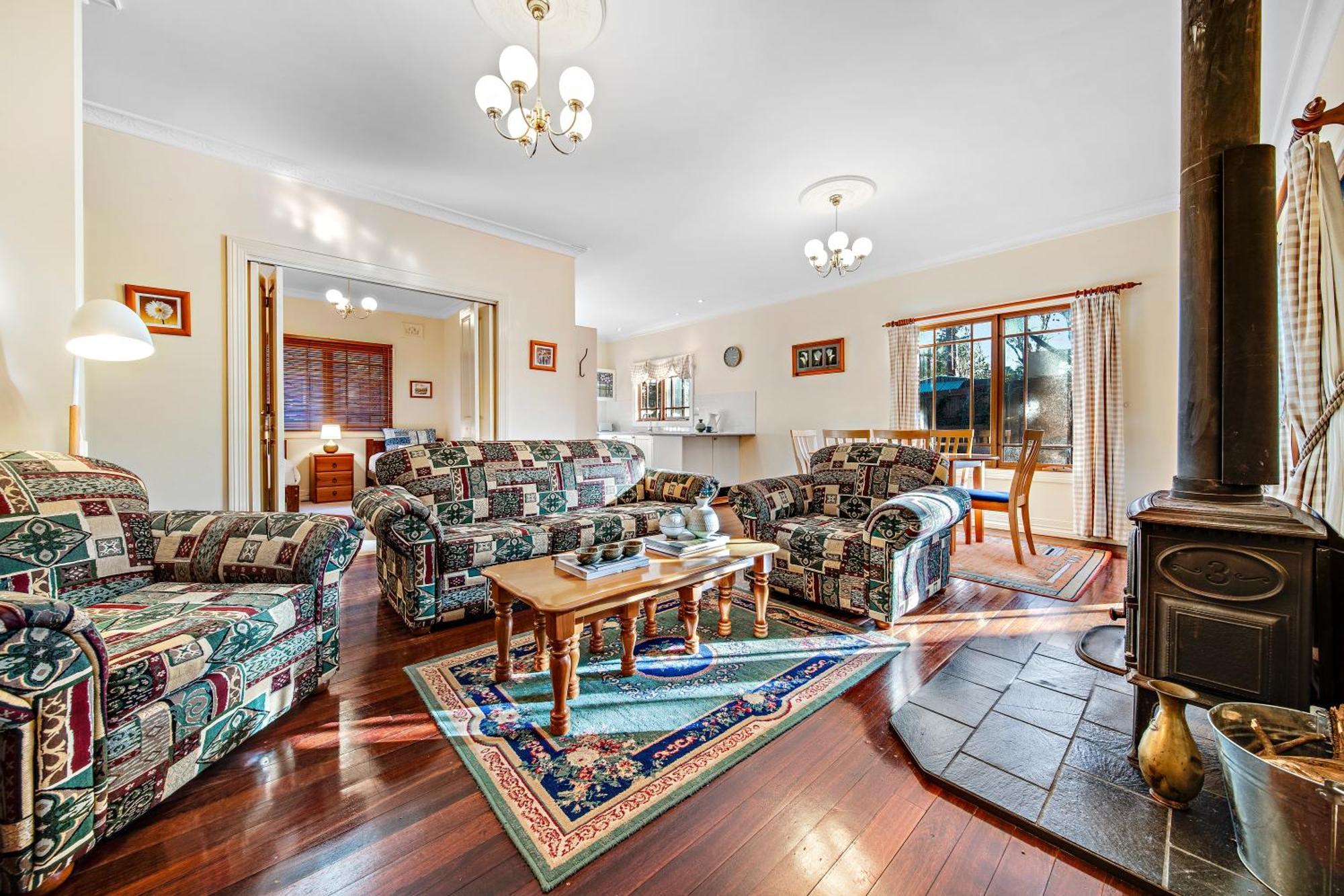 Whispering Pines Cottages เวนท์เวิร์ทฟอลส์ ห้อง รูปภาพ